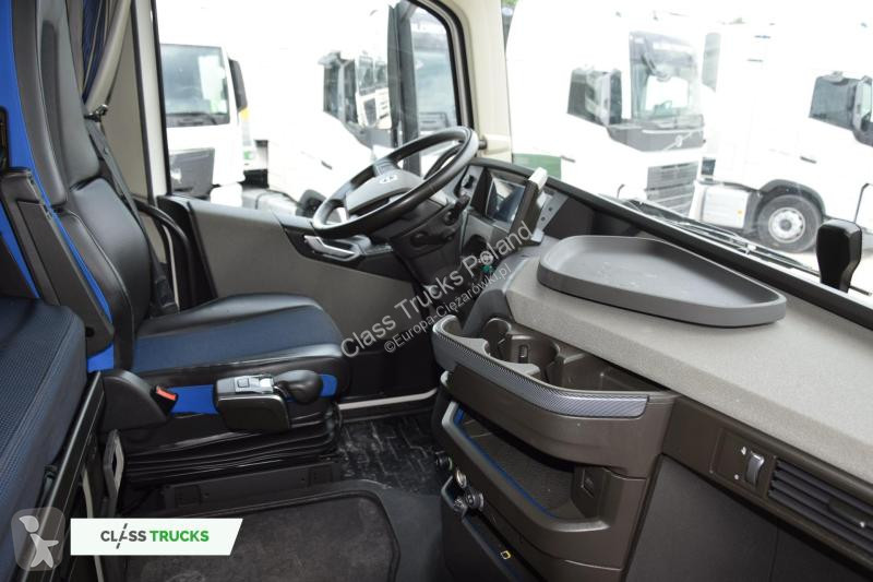 Traktor Volvo 500 Globetrotter XL