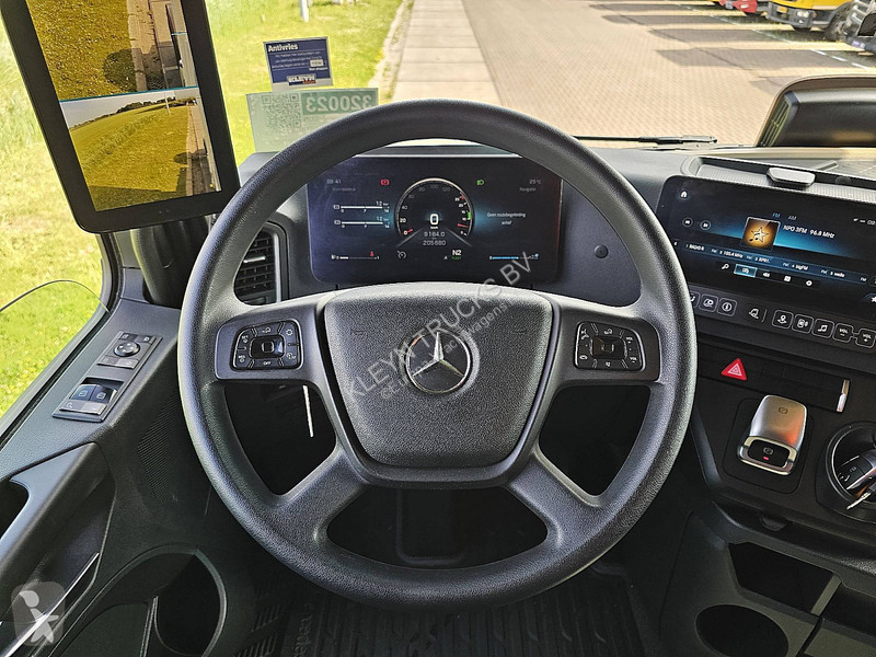 Trattore Stradale Mercedes ACTROS 1845  LED 2X...