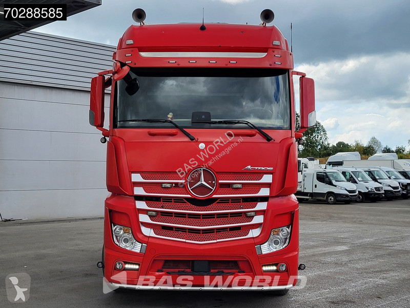 Traktor Mercedes 2063 4X2 BigSpace Full-Air...