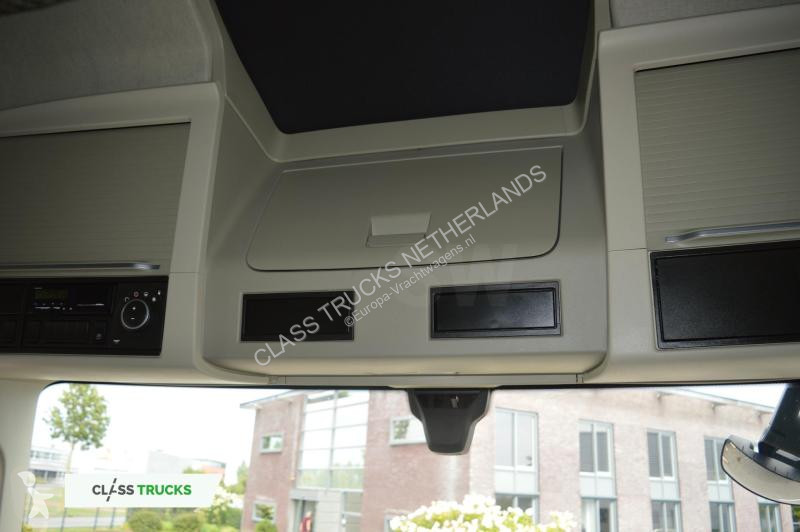 Tahač Volvo 500 Globetrotter XL Varios