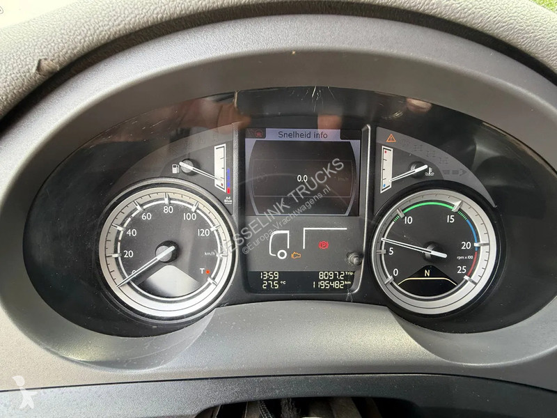 Traktor DAF 440 4X2 Space Cab Side skirts ACC...