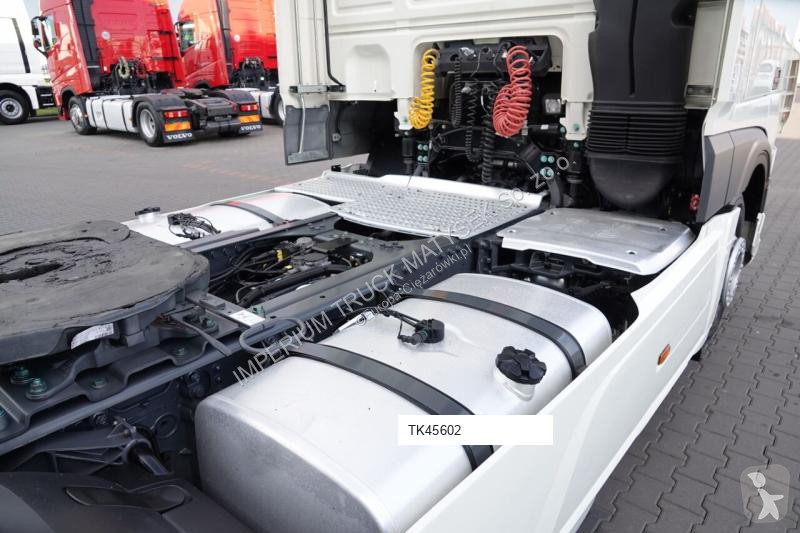 Traktor DAF XF 530