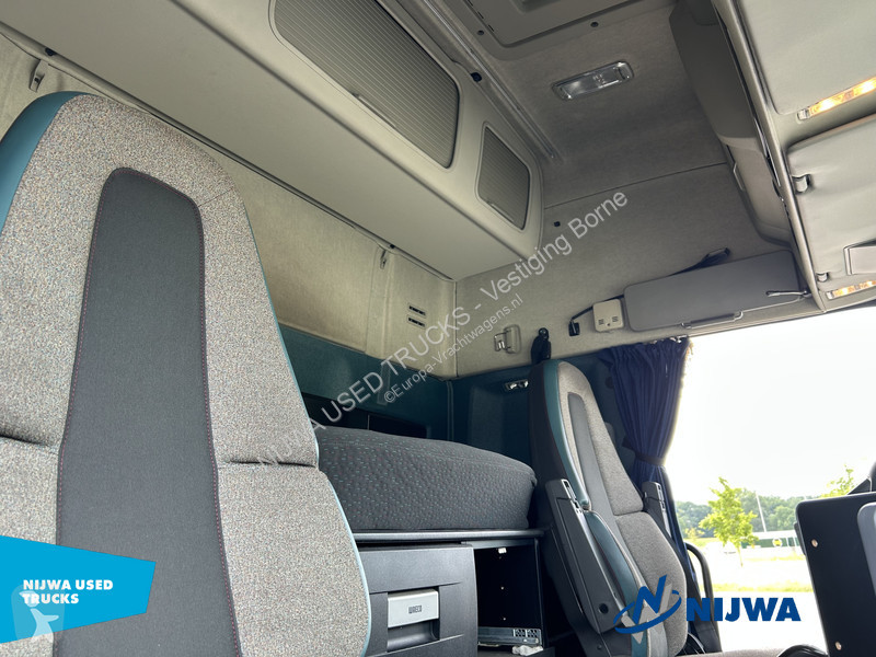 Traktor Volvo 4x2 VDS + XXL Cabine