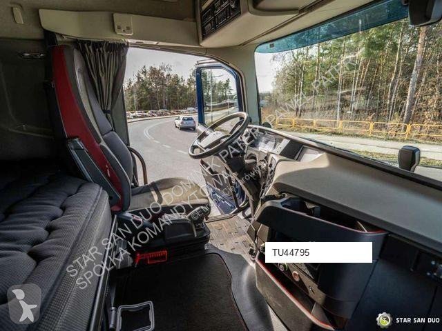 Tahač Volvo FH 500 6x2 HMF 3220-K5 HDS Crane...
