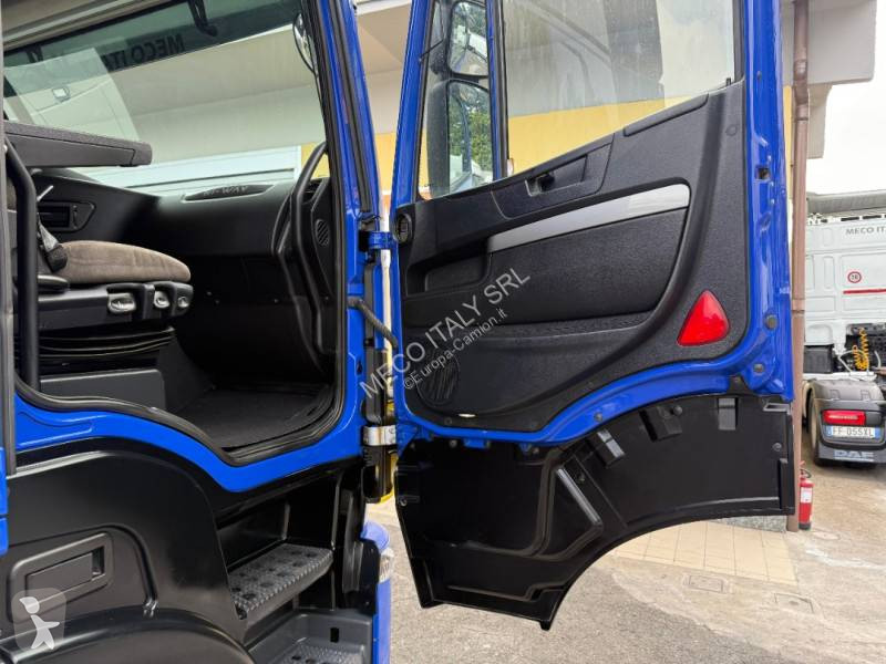 Traktor Iveco