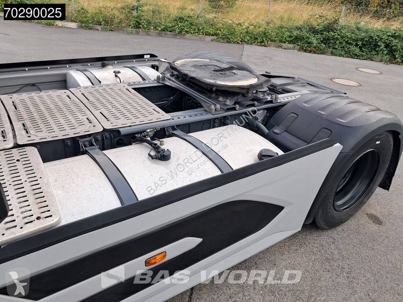 Tahač DAF + 530 4X2 Retarder 2xTanks Standklima...