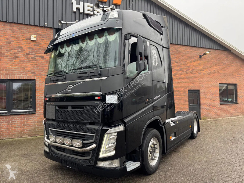 Trekker Volvo Dual clutch 2X tank Standairco...