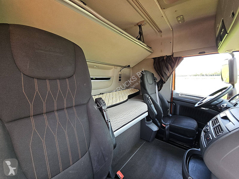 Traktor DAF 450 SPACECAB
