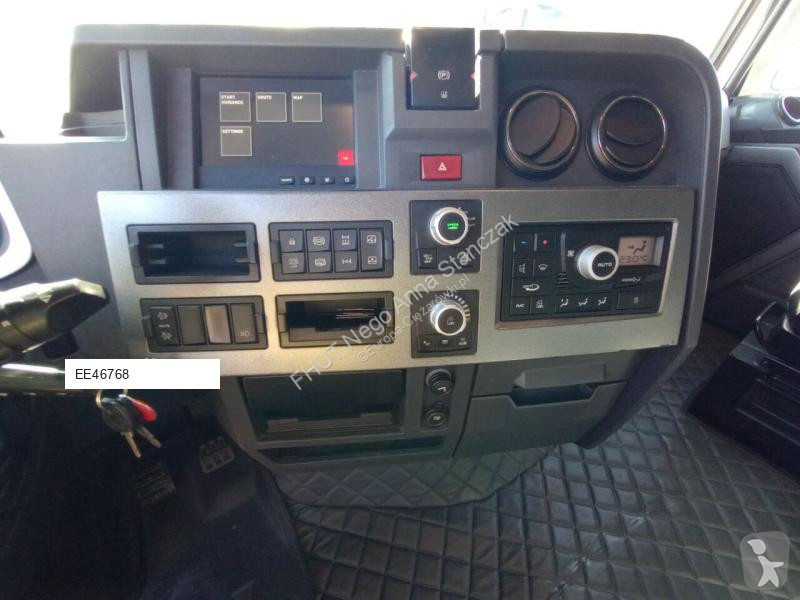 Tahač Renault T520 13L HIGH MAXI SPACE 2018 NAVI
