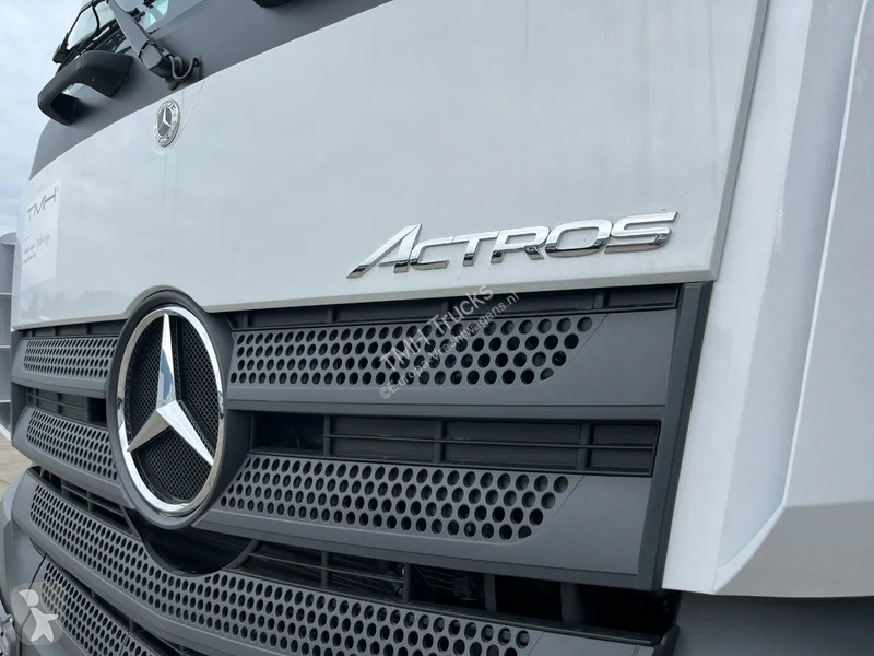 Tahač Mercedes 3340 S 6x4 Tractor Head