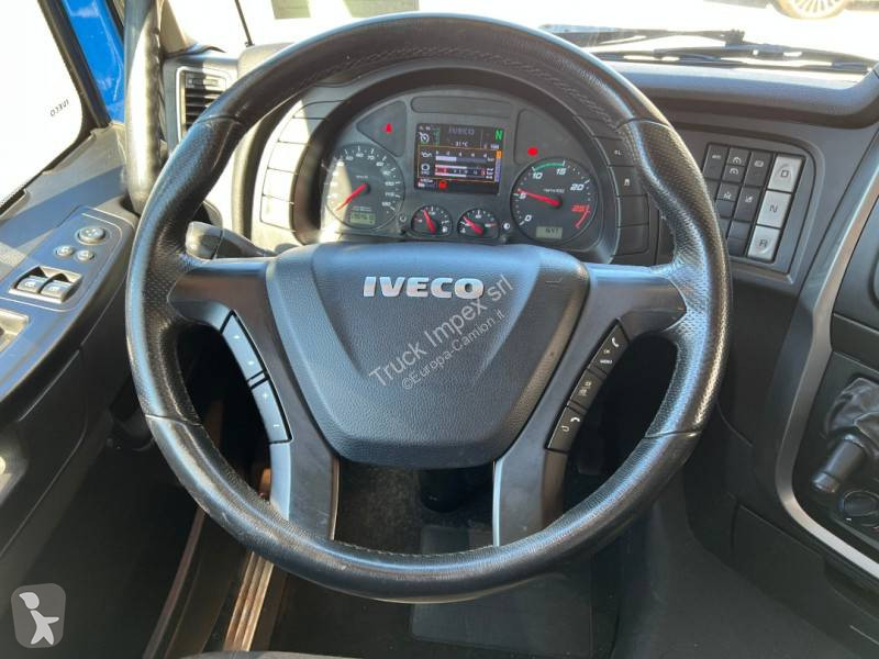 Traktor Iveco