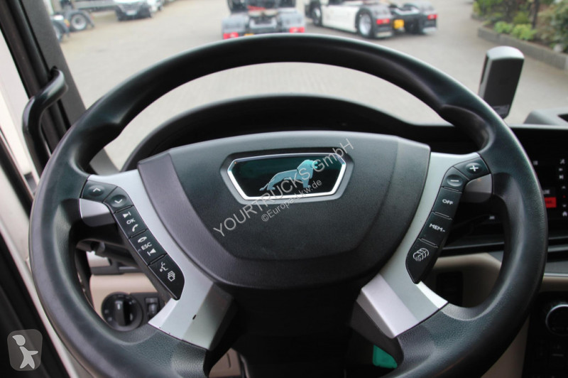 Tahač MAN TGX 18.500 XXL Standklima Navi Xenon...