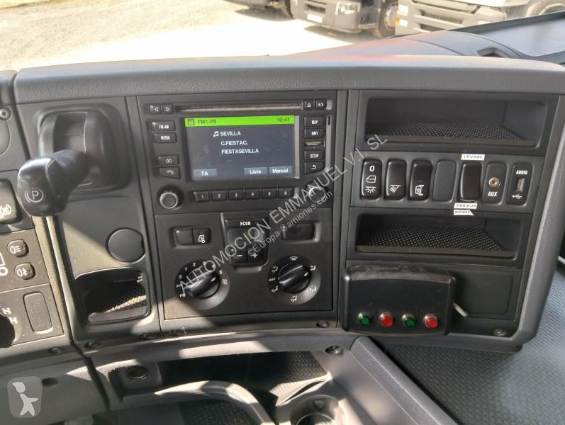 Traktor Scania 490 4X4 CON CARROCERIA BASCUNTE G