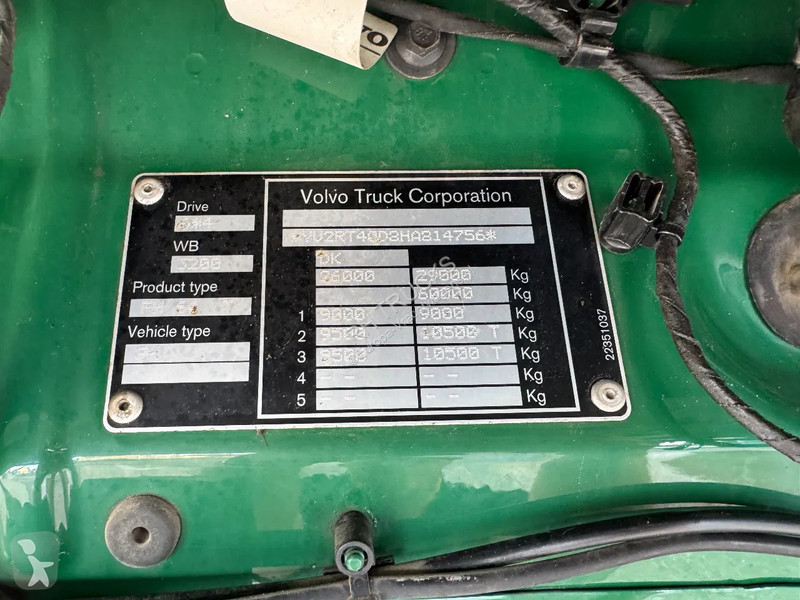Tahač Volvo 500 6X4 EURO 6 2017 HYDRAULIC 3 UNITS