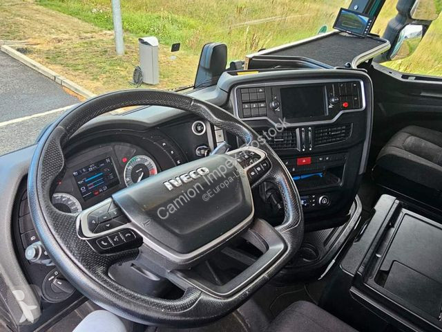 Trattore Stradale Iveco 460 CNG, 2 Kreis-Hydr.,...