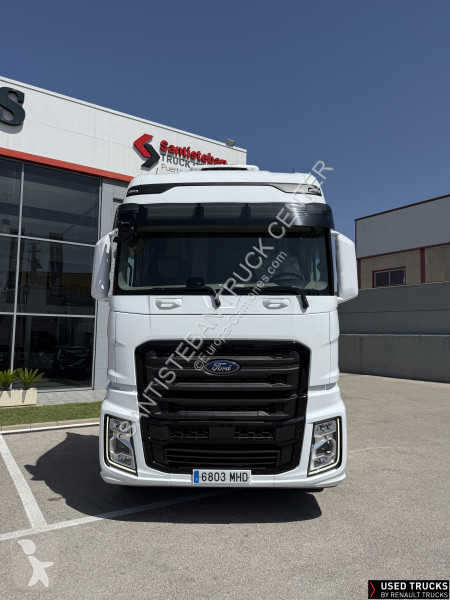 Traktor Ford FMX13
