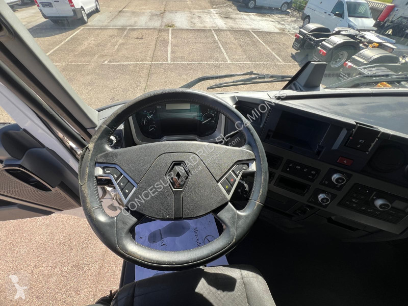 Traktor Renault T 520