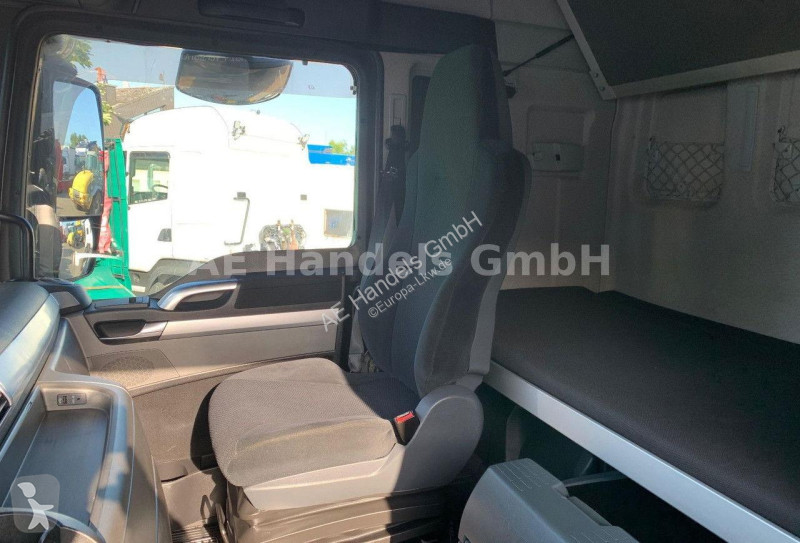 جرار MAN TGX 18.440