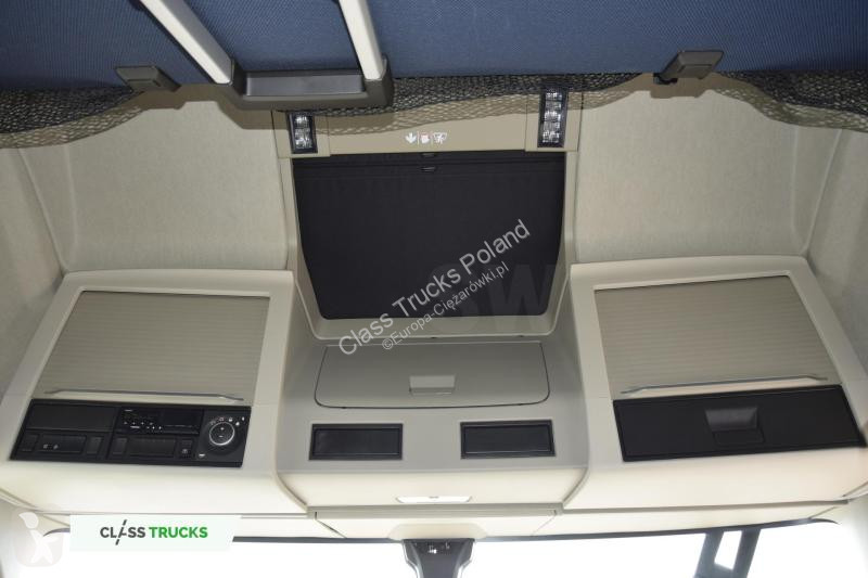 Traktor Volvo 500 Globetrotter XL