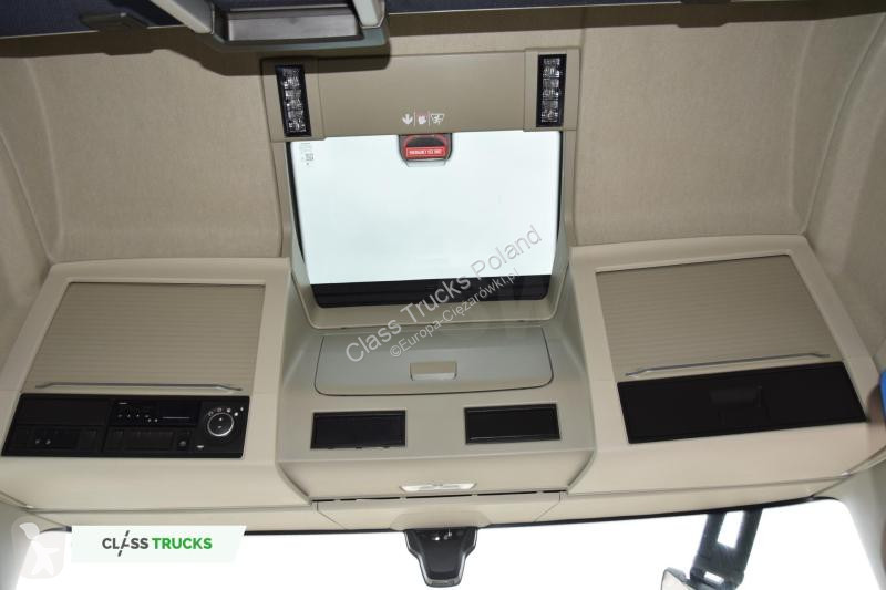 Traktor Volvo 500 Globetrotter XL