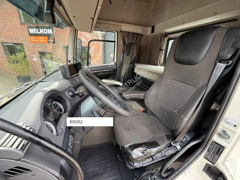 Traktor DAF CF 440 4X2 Space Cab Side skirts...