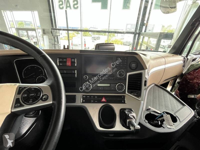 Tractor Mercedes