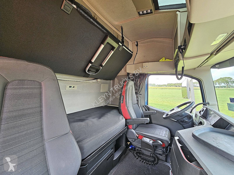 Traktor Volvo 500