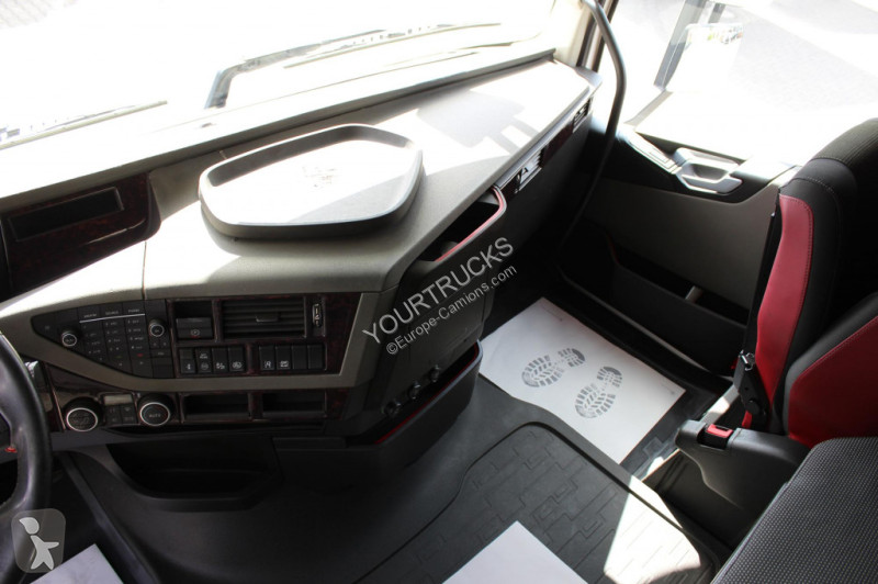 Cap tractor Volvo FH 500 E6 Globe   I-Shift...