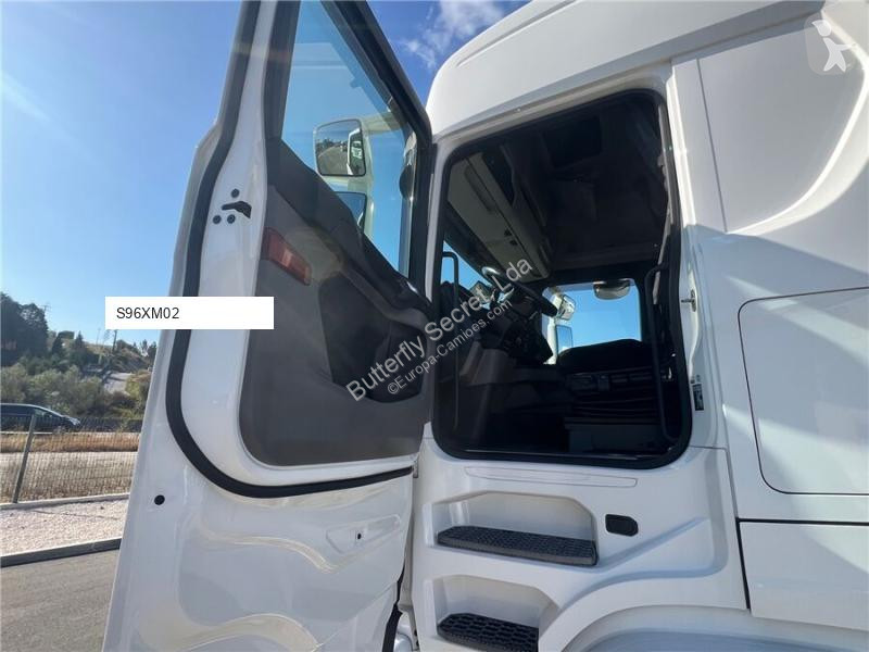 Cap tractor Scania S500