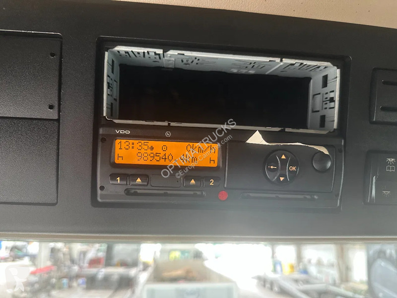 جرار Mercedes 1845 AIRCO / ADR