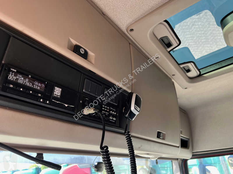 جرار DAF 440 Space Cab