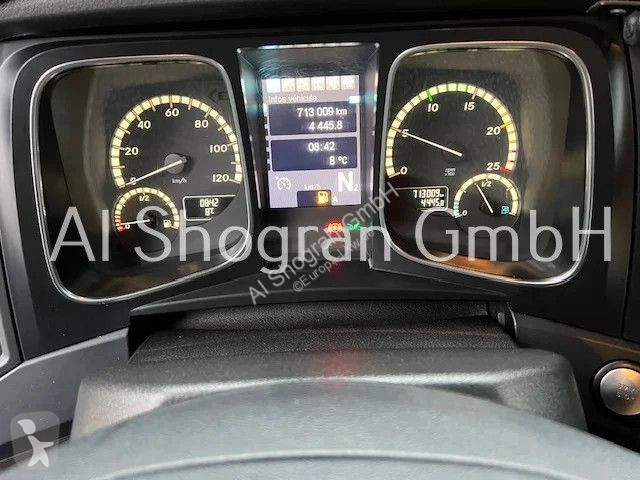جرار Mercedes 1845 StreamSpace...
