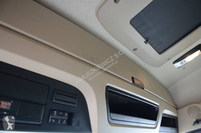 جرار Mercedes