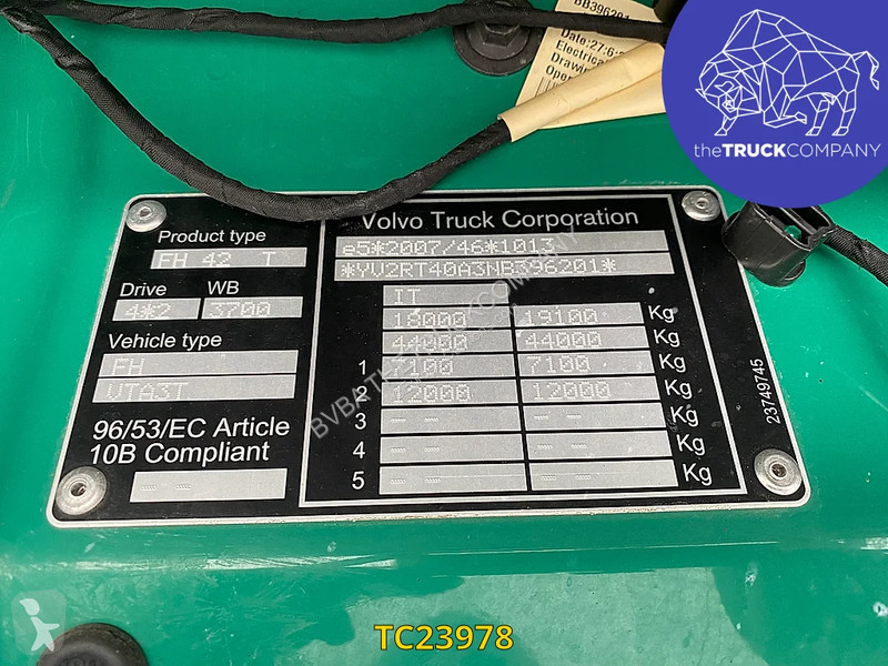 جرار Volvo 500