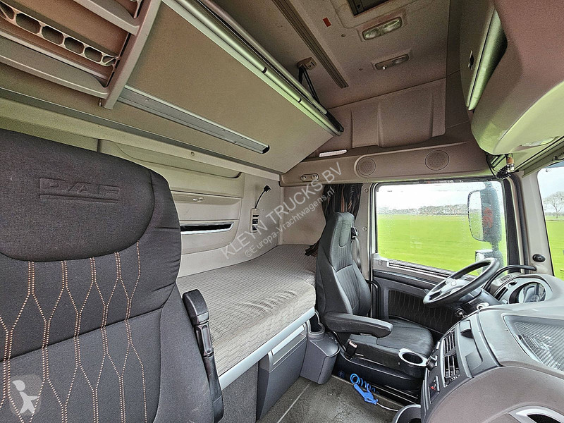 Cap tractor DAF XF  SSC SKIRTS SKYLIGHTS