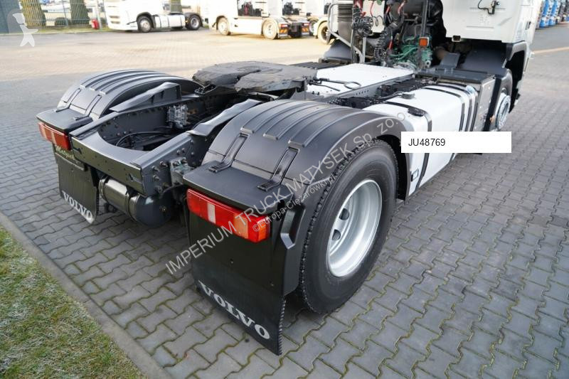 جرار Volvo FM 380