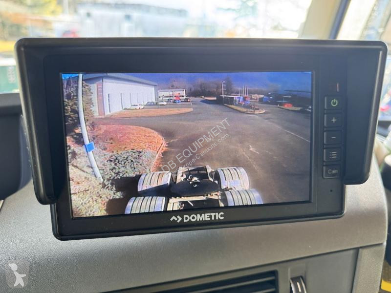 جرار Volvo 6x4 750cv Euro6 70T avec hydraulique