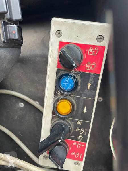 جرار Volvo 12420 Heavy Duty Tractor 420HP 6x4...