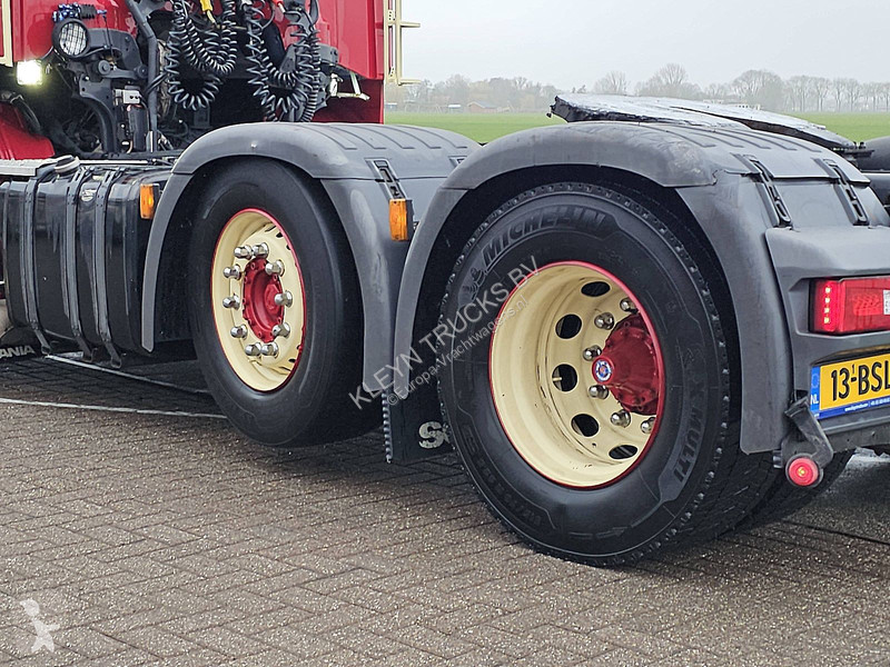 جرار Scania 6X2/4 RET. MANUAL