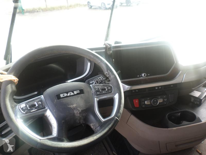 جرار DAF 530FT