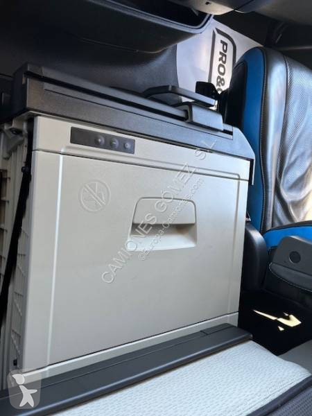 جرار Volvo