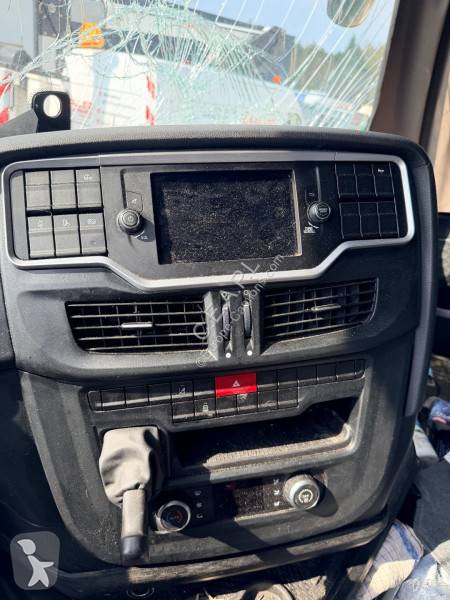 جرار Iveco