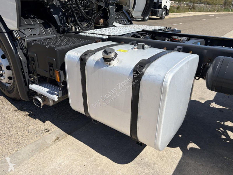 جرار Scania 410