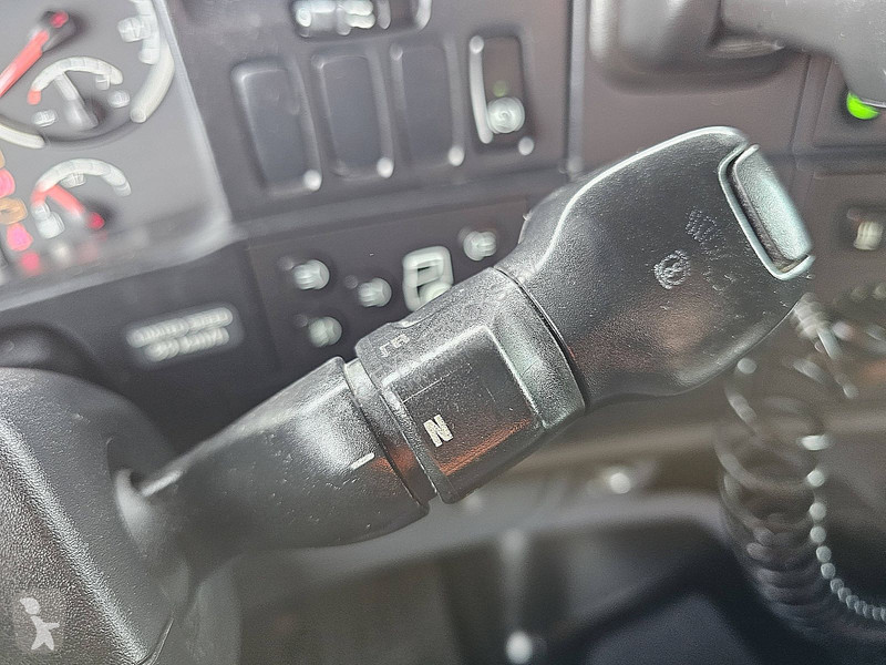 جرار Scania 410