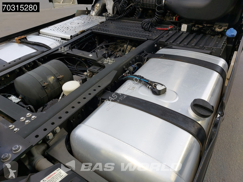 جرار Ford F-Max 500 4X2 Retarder 2xTanks Navi...