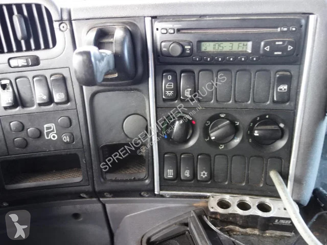 جرار Scania 420 6x4 steelsprings