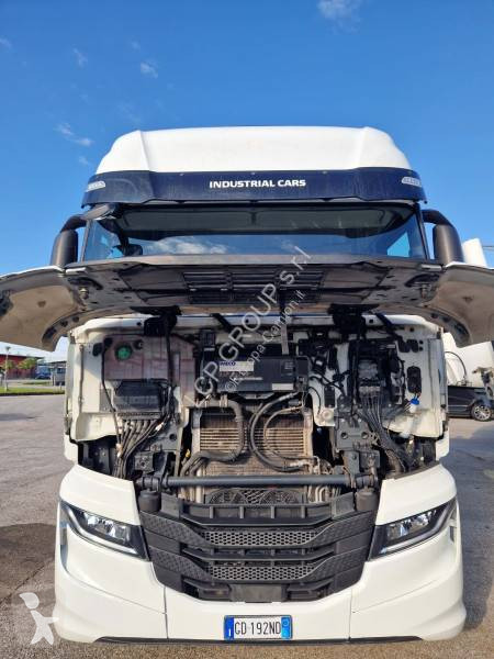 جرار Iveco