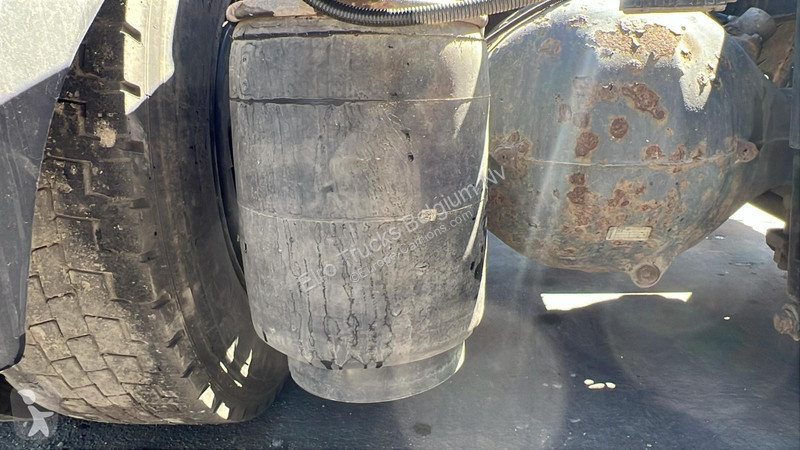 جرار Renault 400 (POMPE MANUELLE / MANUAL PUMP...