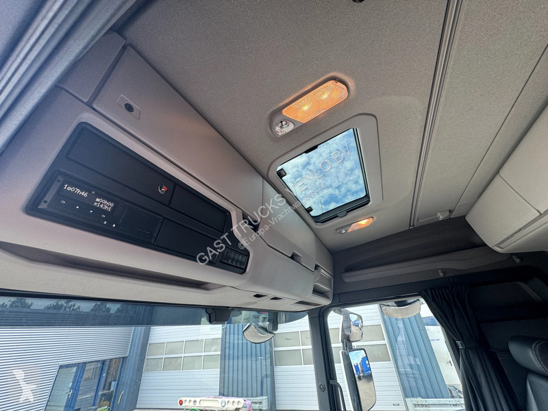 جرار Scania R580 V8 6x2 Boogie Full Air...