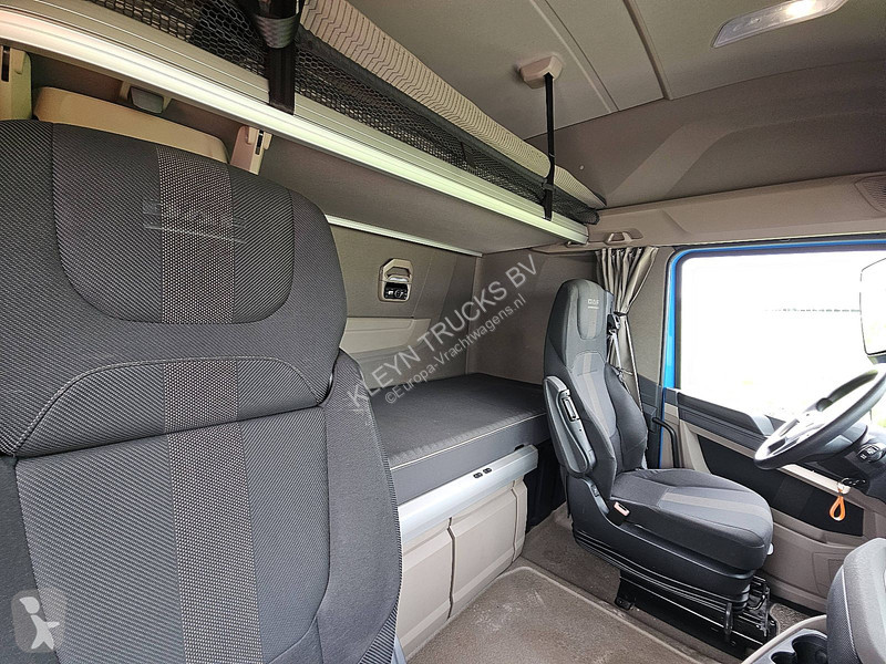 Trekker DAF XG  INTARDER 2X TANKS